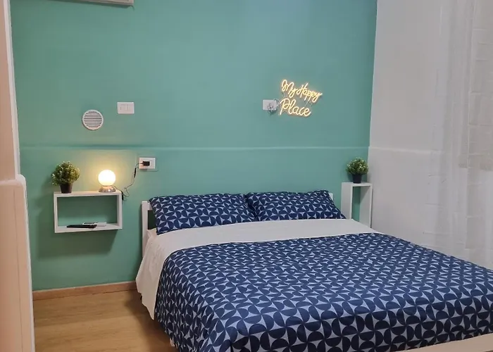 Happy House Tiburtina Apartman